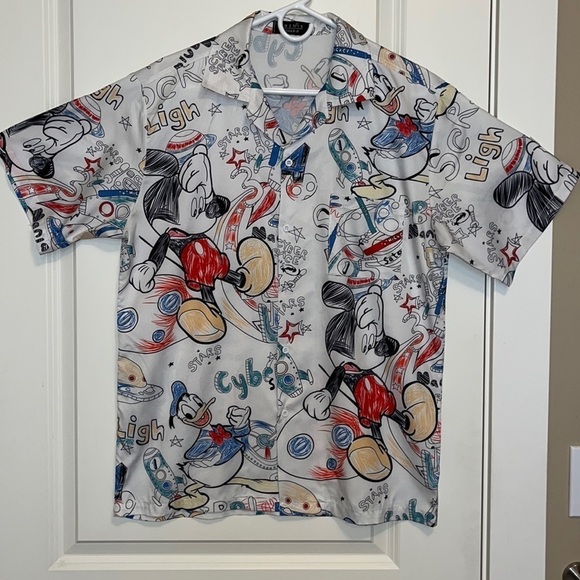 IBENIS Design by JB Men’s Disney Print Short Sleeve Shirt size Large / XL - Picture 1 of 8